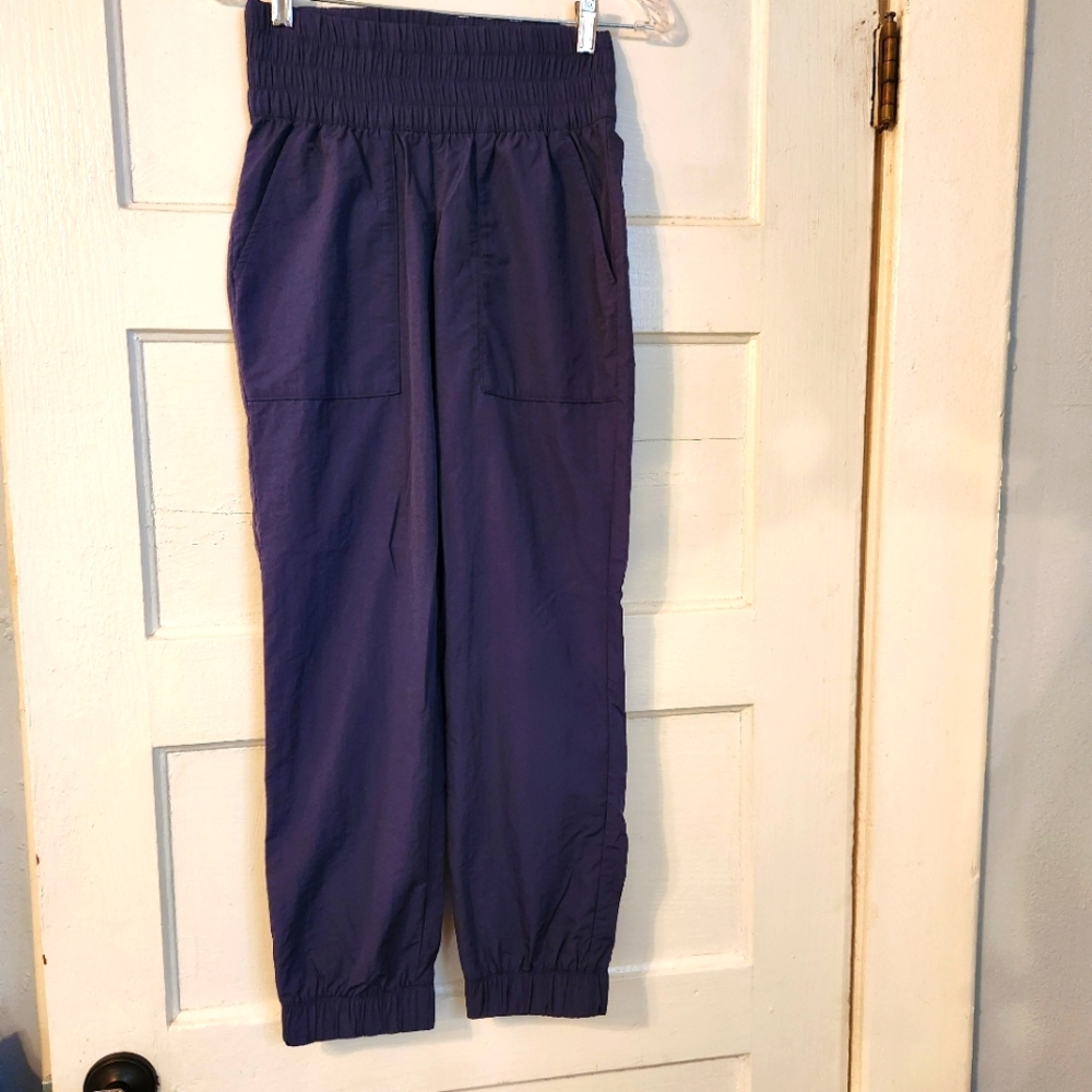 Columbia Women's Hiking Jogger Pants Omni Shield Navy Sz XS EUC Athletic Nature